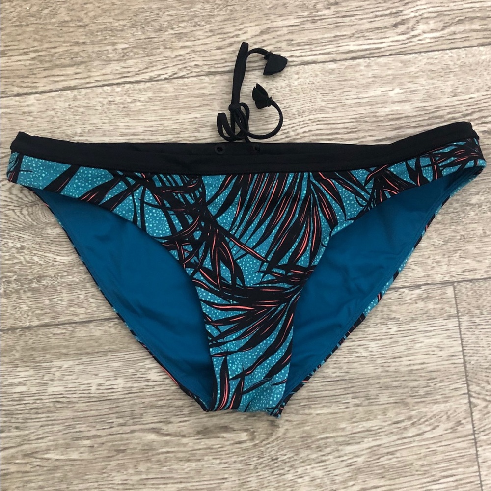 Lululemon bathing suit bottom